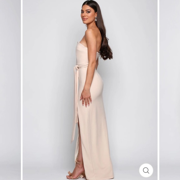 NWT Samantha Rose Women’s Christoph Dress in White - Picture 3 of 7